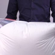 Vandyck roze label kussen video